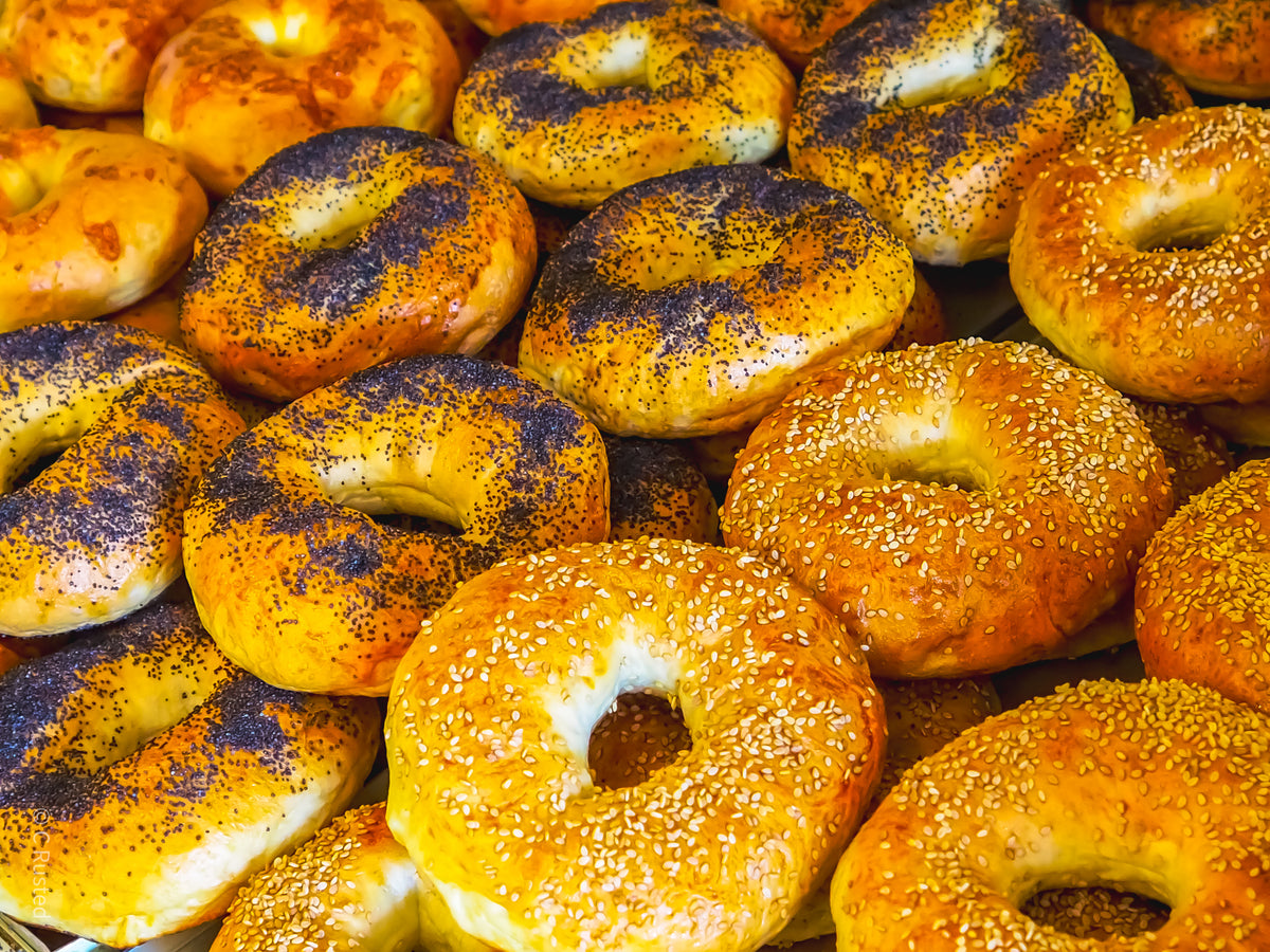 Bagels Manna European Bakery & Deli